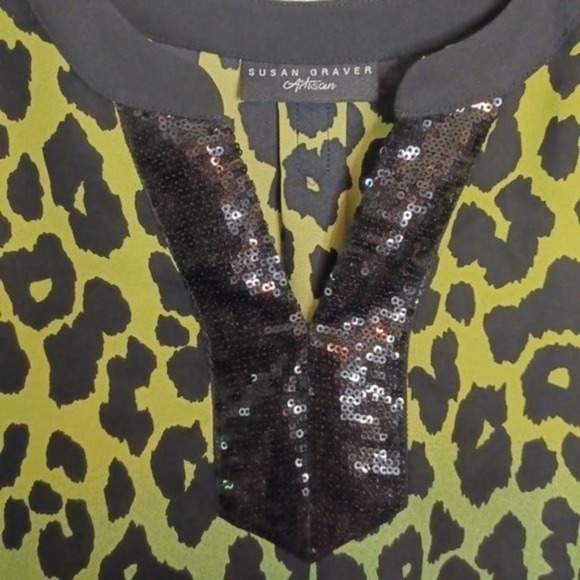 Susan Graver Artisan Green Leopard Print Sequin Tunic Size 4 - Picture 3 of 8